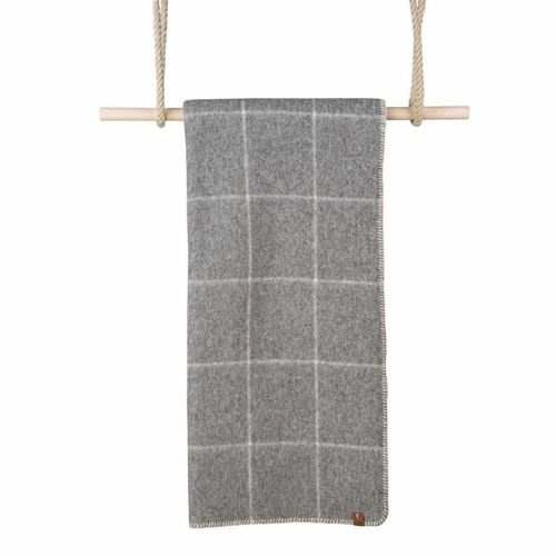 indigo-diffusion-arpin-plaid-vadret -taupe