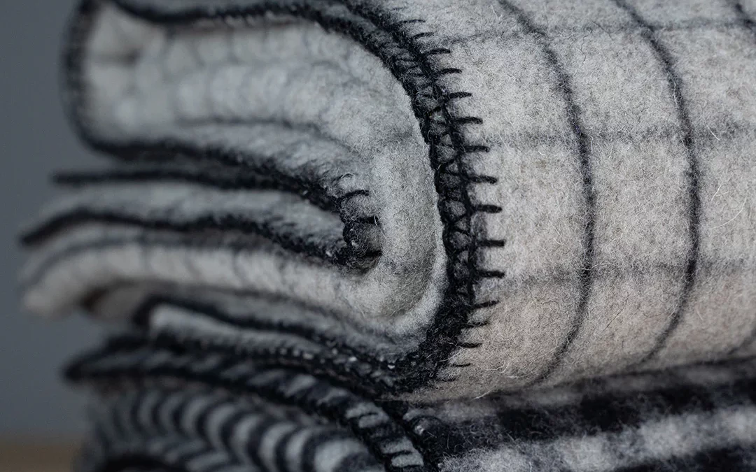indigo-diffusion-plaid-arpin-argile-ambiance